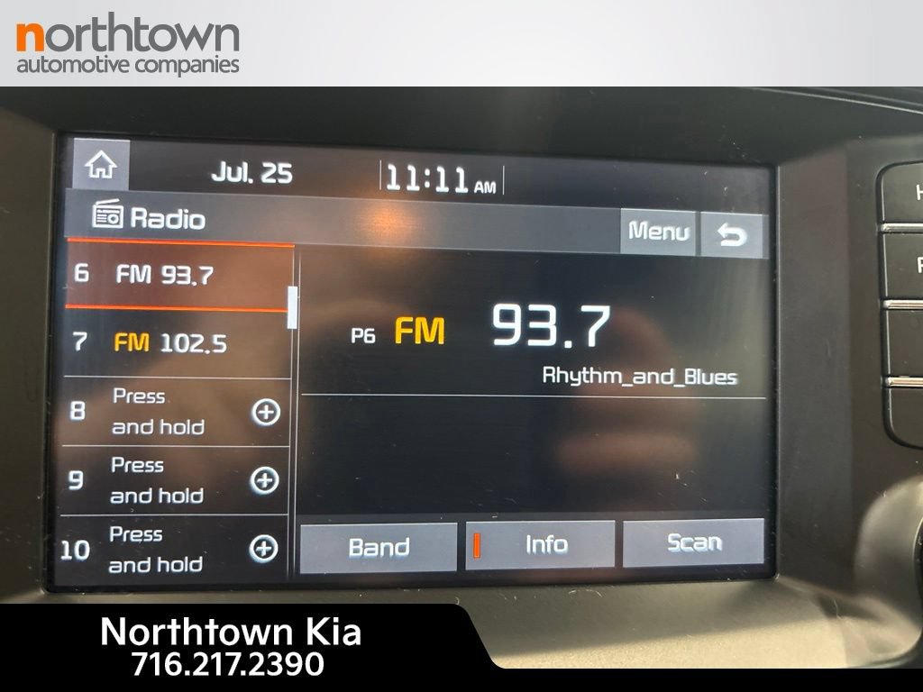 Used 2020 Kia Sorento LX FWD image 14