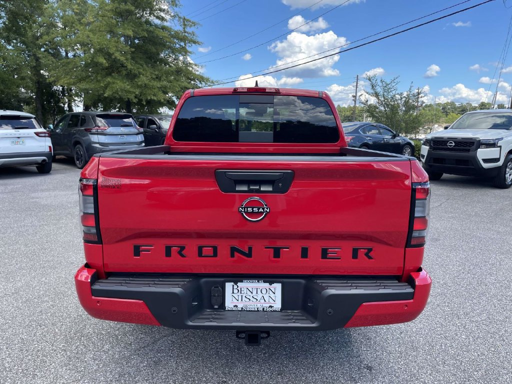 New 2027 Nissan Frontier SV w/ SV Convenience Package RWD image 3
