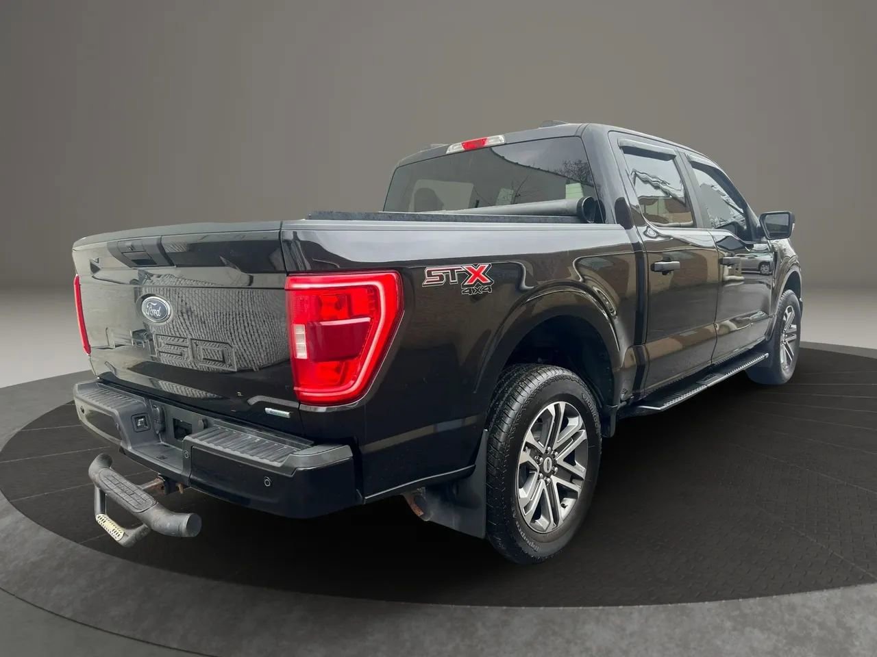 Used 2021 Ford F150 XL w/ STX Appearance Package image 5