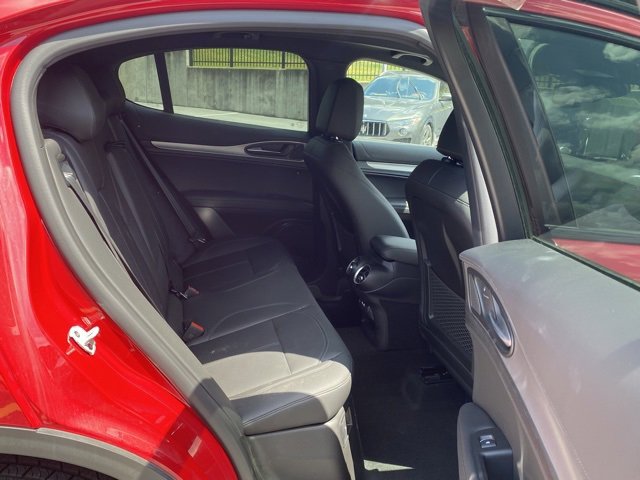 New 2025 Alfa Romeo Stelvio Sprint image 42