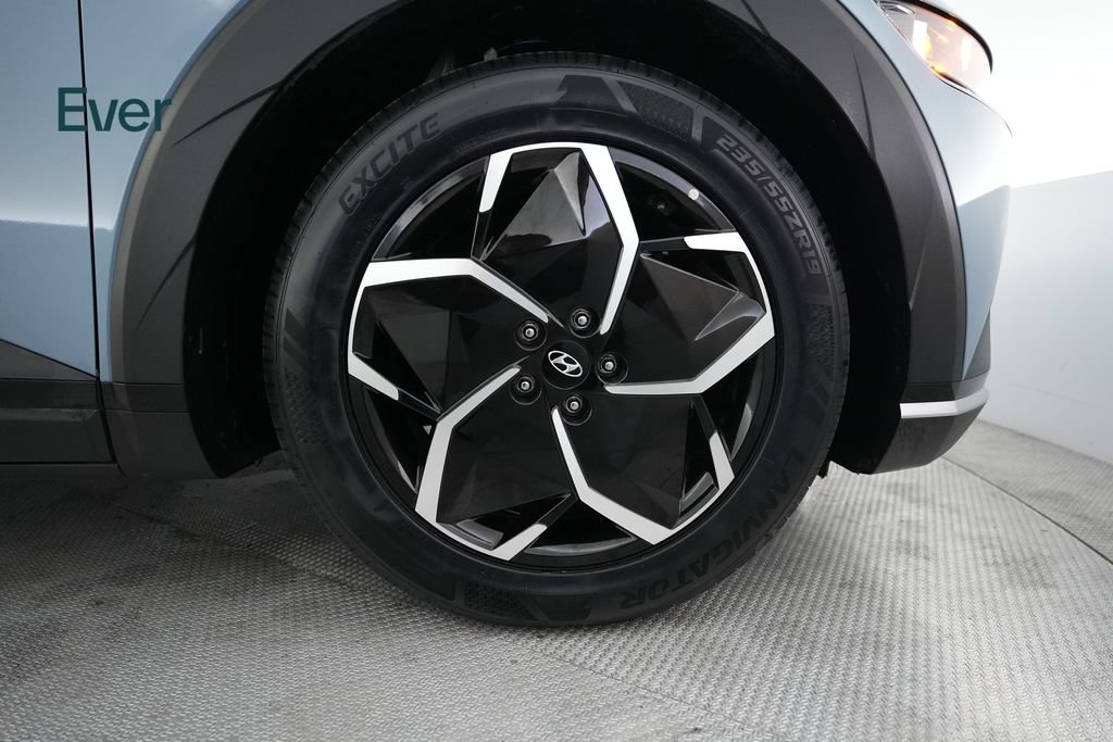 Used 2024 Hyundai Ioniq 5 SEL RWD image 20