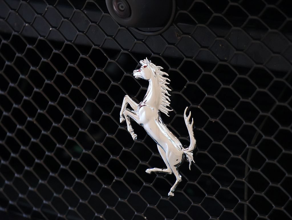 Certified 2020 Ferrari 812 Superfast RWD image 11