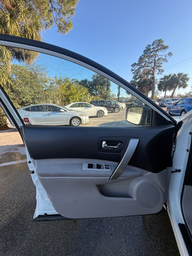 Used 2014 Nissan Rogue S w/ Convenience Package image 7