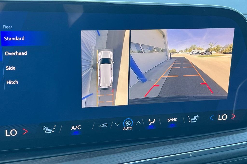 New 2026 Chevrolet Tahoe Z71 w/ Z71 Off-Road Package AWD/4WD image 18