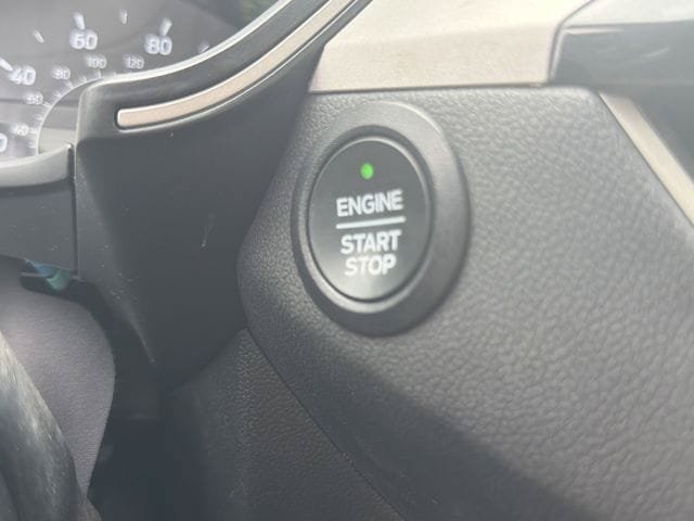 Used 2022 Ford Escape SE FWD image 34