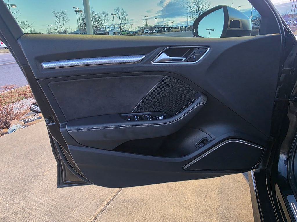 Used 2019 Audi RS 3 image 22