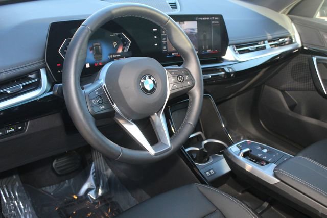 Used 2025 BMW X1 xDrive28i w/ Convenience Package image 14