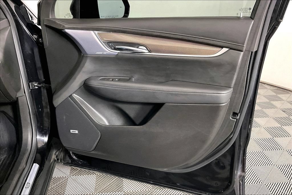 Used 2024 Cadillac XT6 Sport w/ Platinum Package AWD/4WD image 22