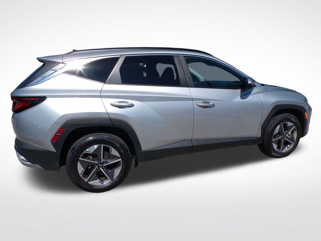 Certified 2025 Hyundai Tucson SEL AWD/4WD image 8