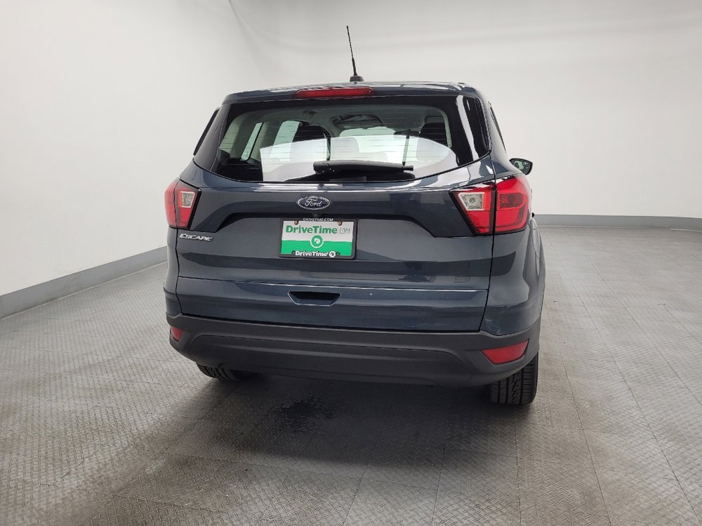 Used 2019 Ford Escape S image 7