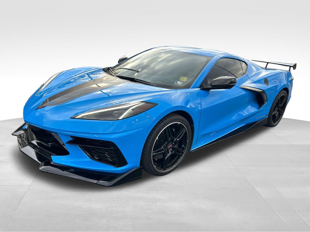 Used 2022 Chevrolet Corvette Stingray Premium Cpe w/ Z51 Performance Package RWD image 1