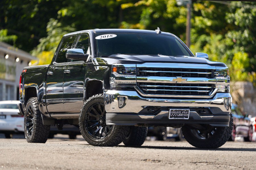 Used 2018 Chevrolet Silverado 1500 LTZ AWD/4WD image 3