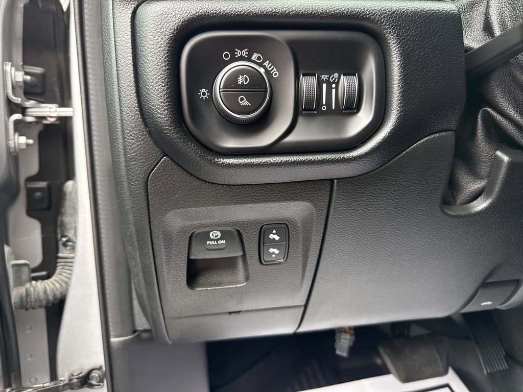 Used 2022 RAM 1500 Laramie image 21