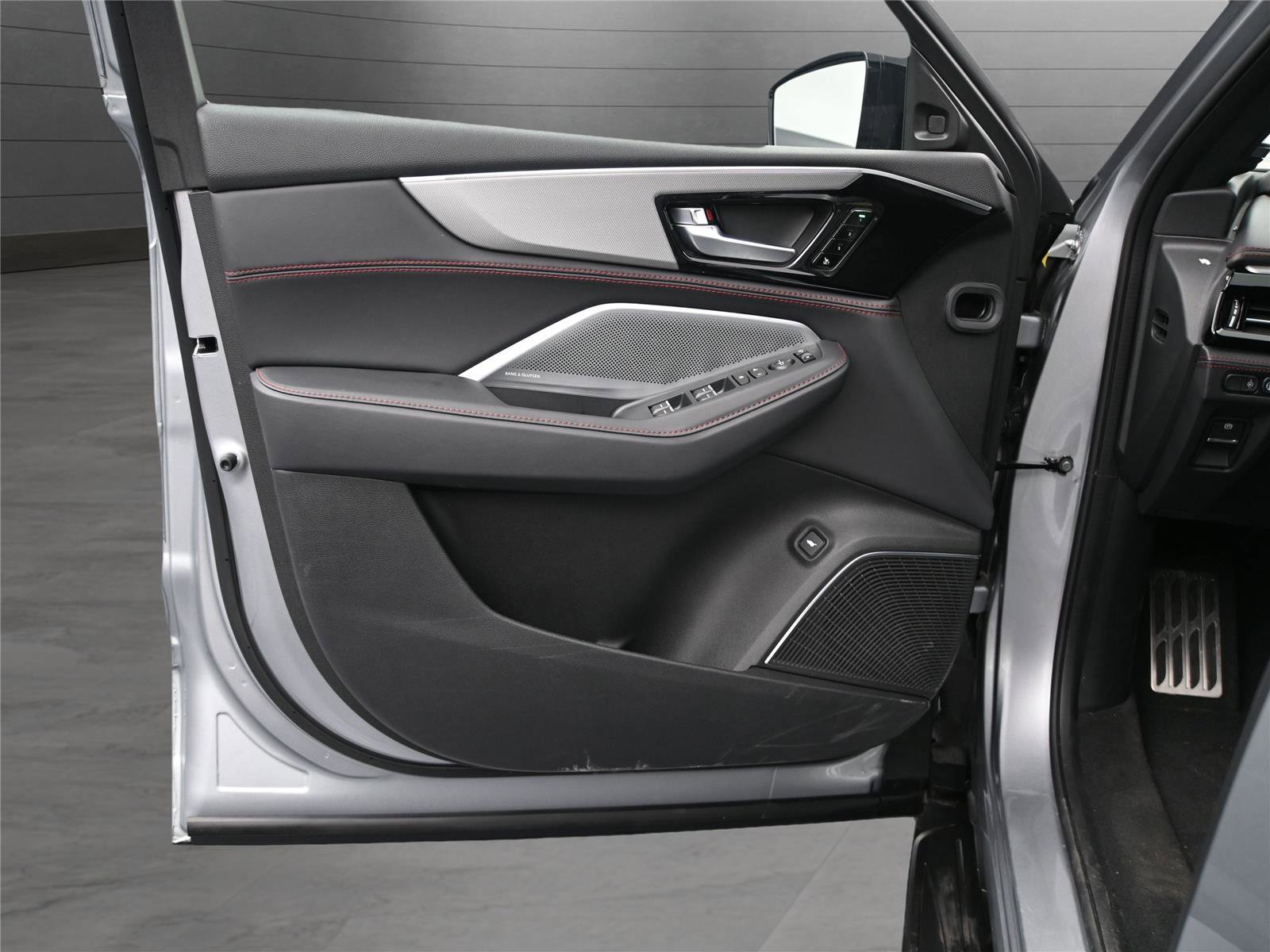 Certified 2026 Acura MDX A-Spec image 10