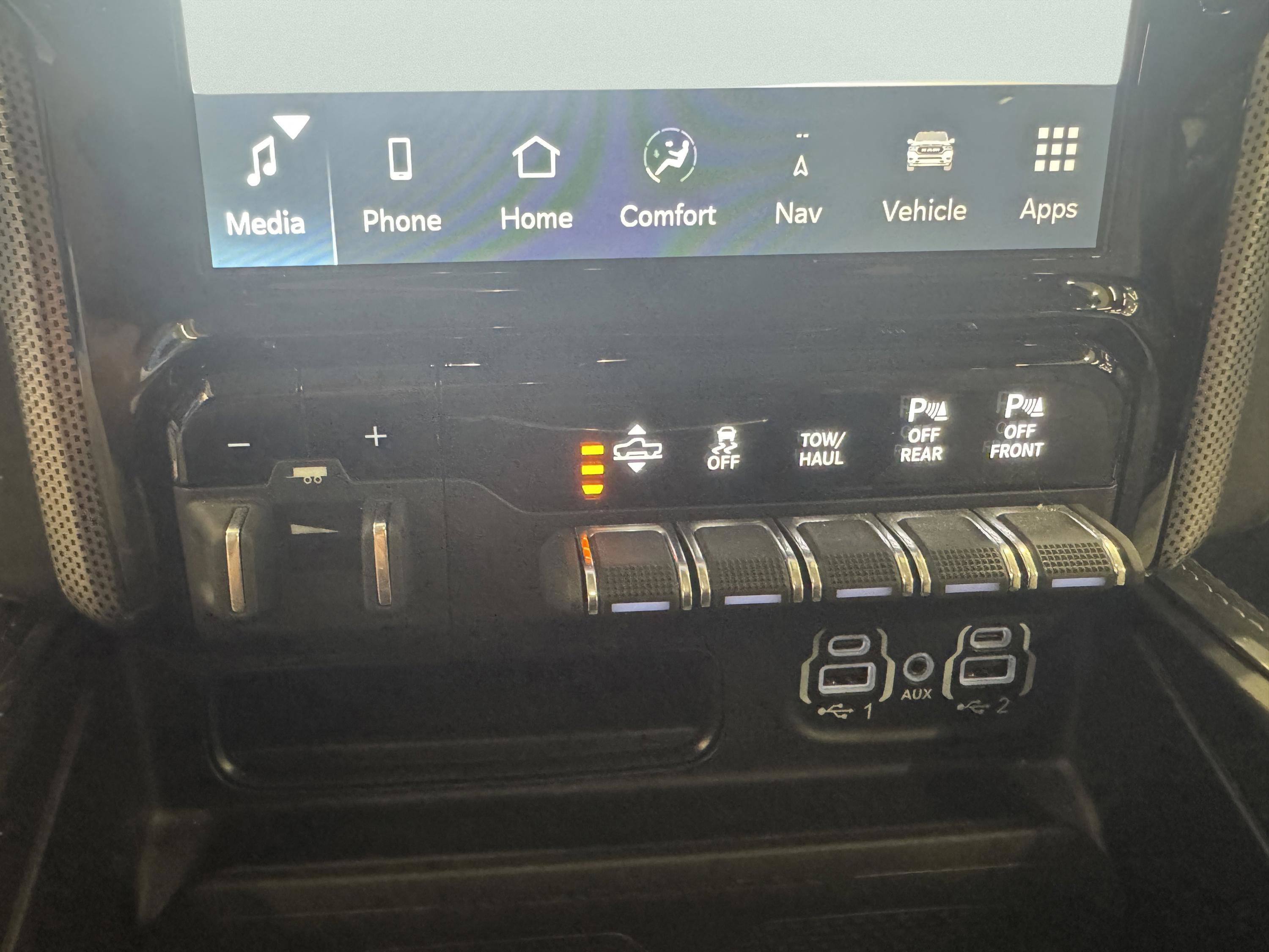 Used 2023 RAM 1500 Limited AWD/4WD image 23