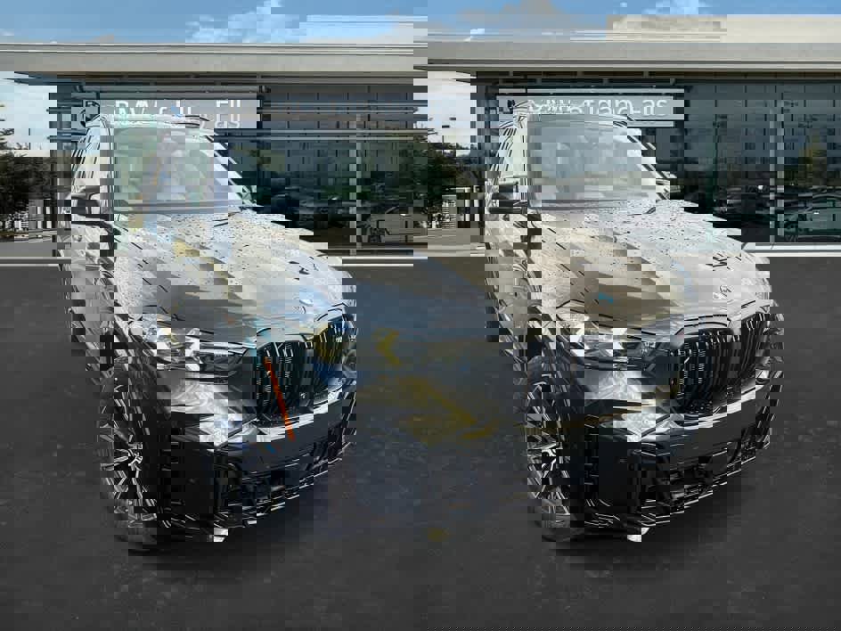 Used 2026 BMW X5 M60i image 3