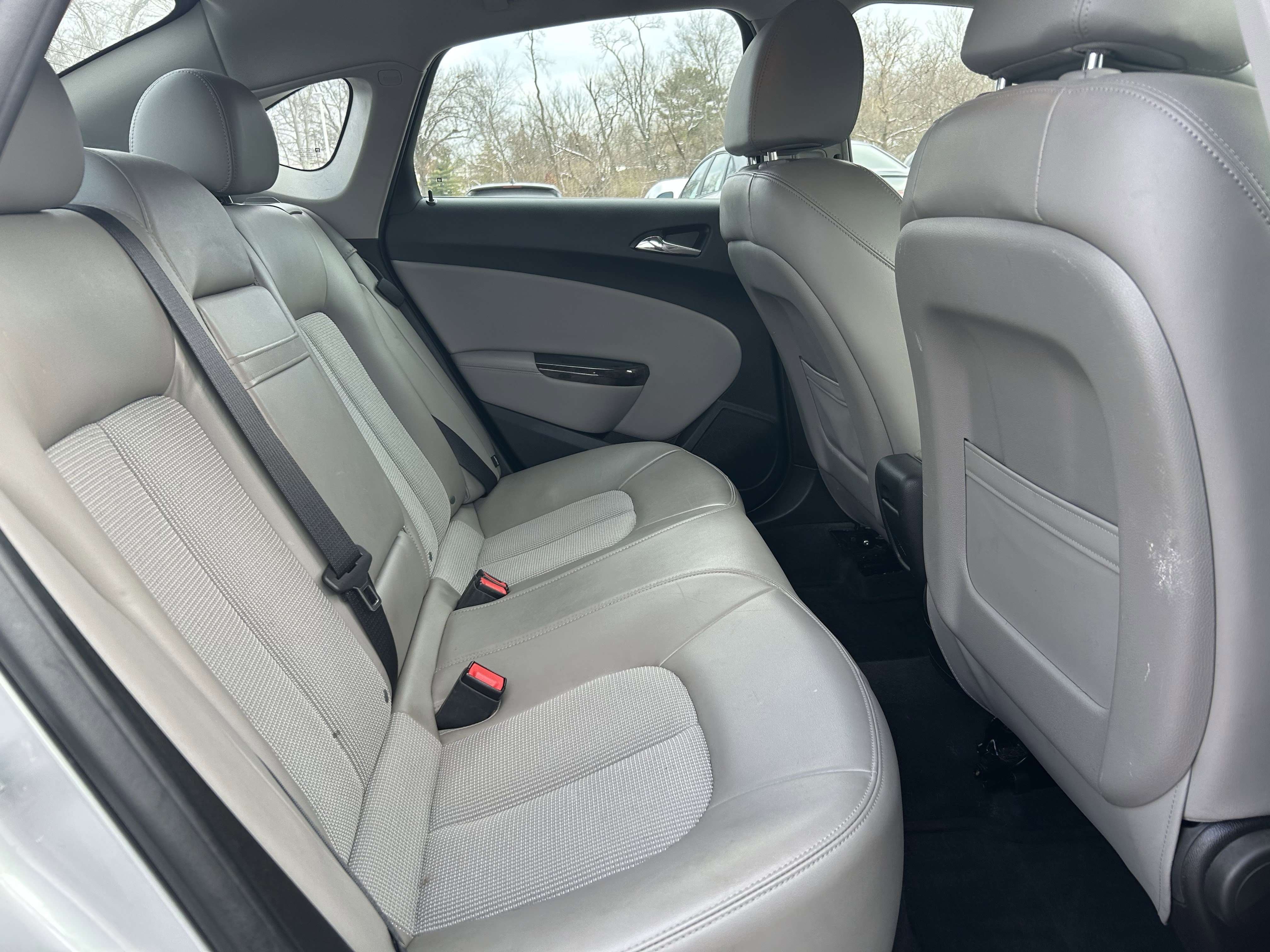 Used 2013 Buick Verano Convenience image 23