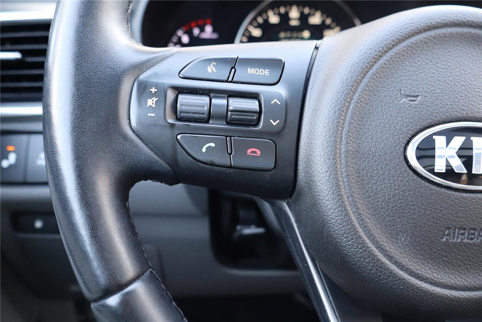 Used 2017 Kia Sorento SX image 16