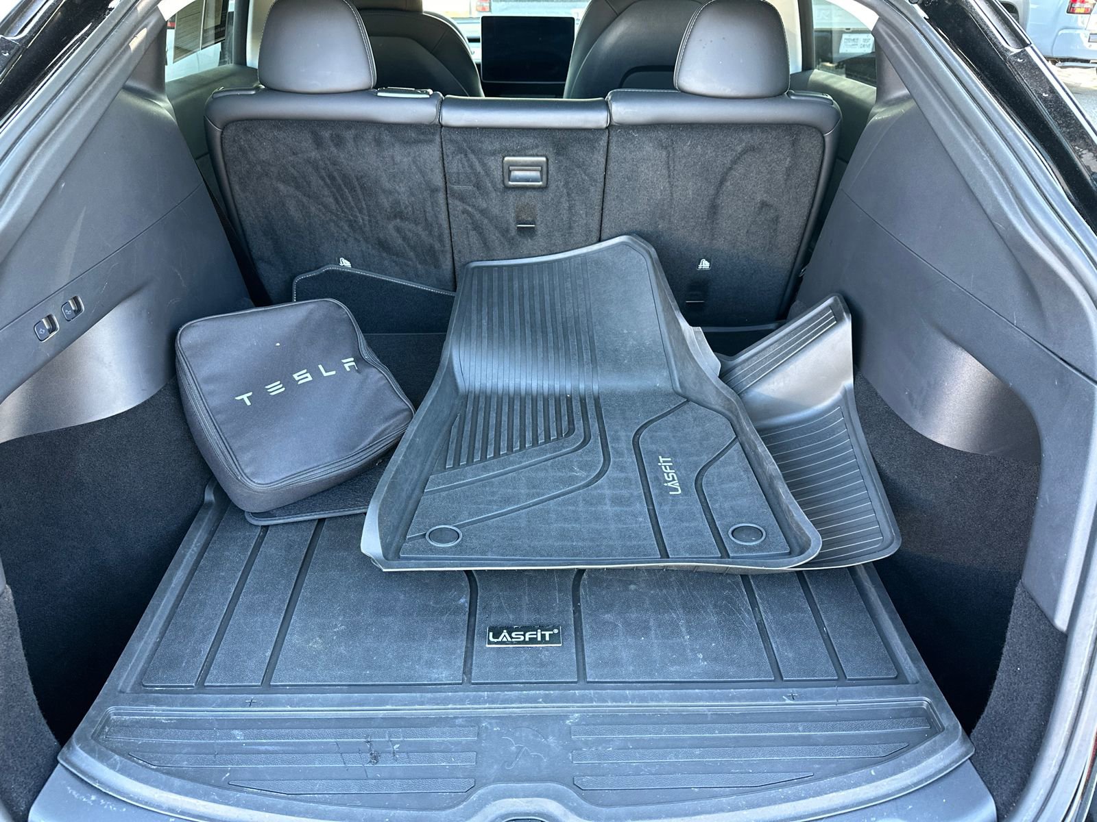 Used 2021 Tesla Model Y Long Range image 18