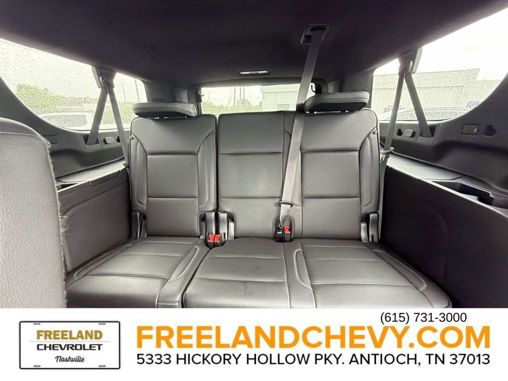 Used 2023 GMC Yukon XL Denali AWD/4WD image 18