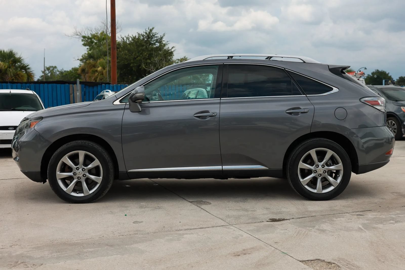 Used 2012 Lexus RX 350 FWD w/ Premium Pkg image 3