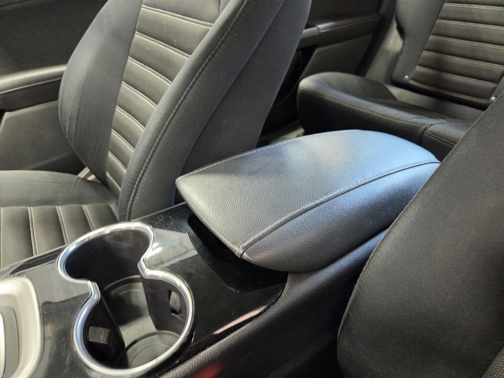 Used 2015 Ford Fusion SE FWD image 34