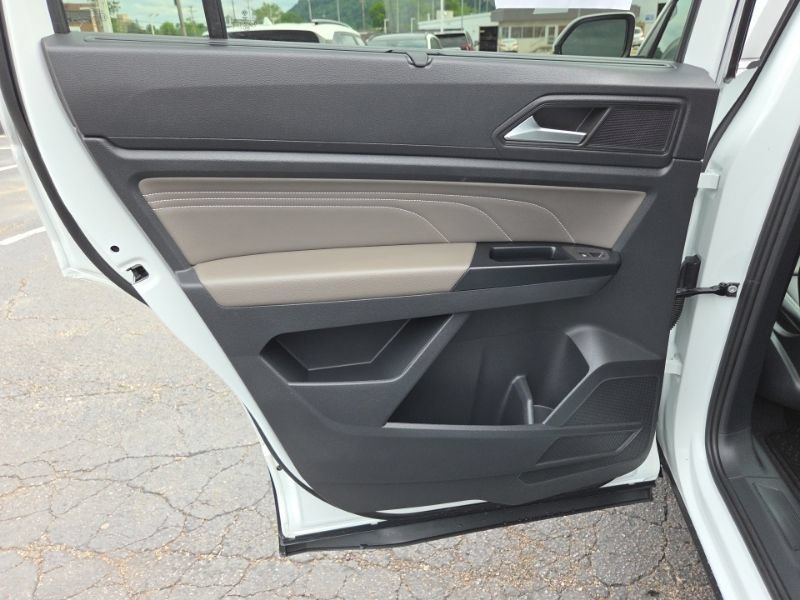 Used 2023 Volkswagen Atlas SE AWD/4WD image 20