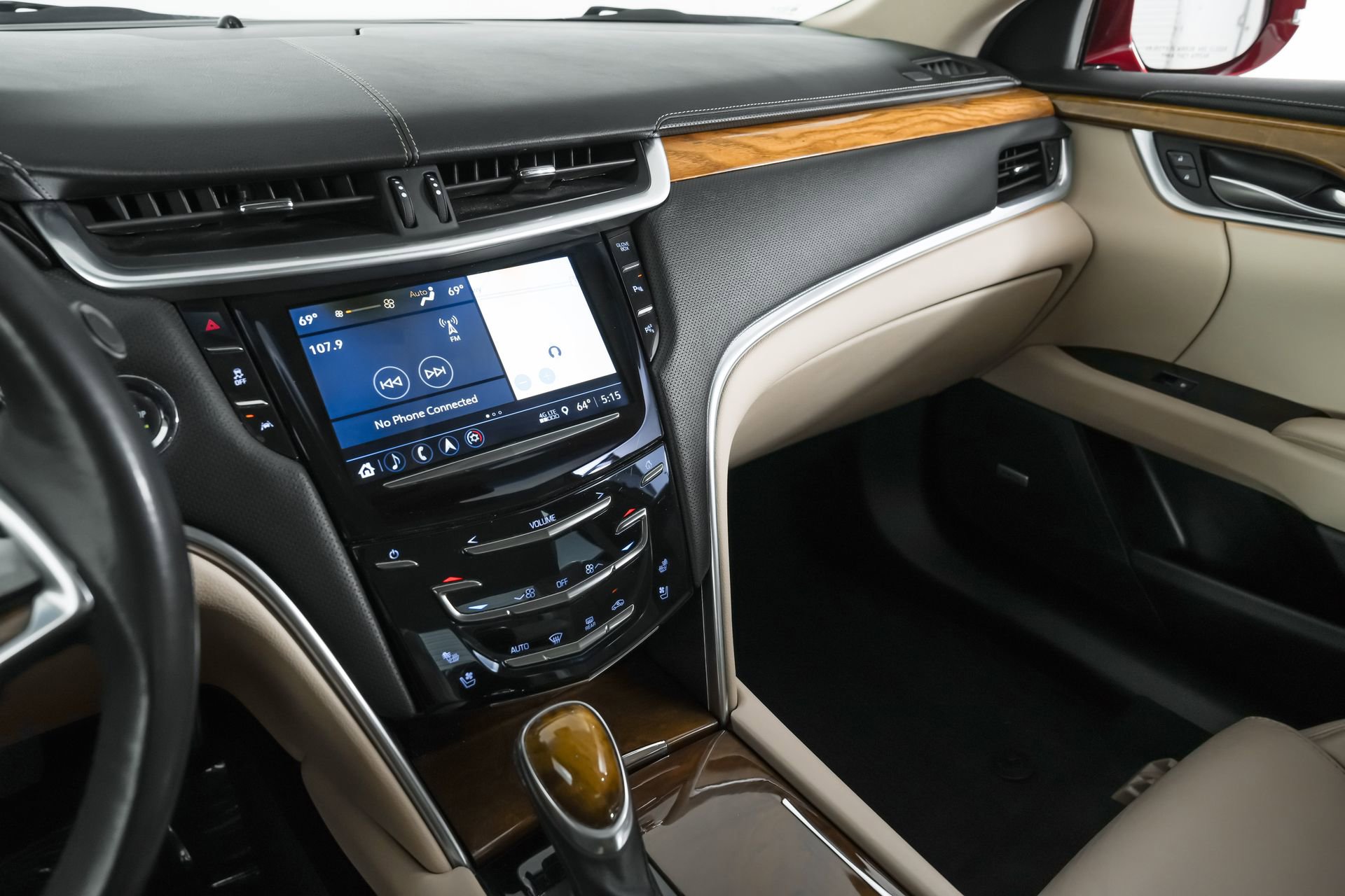 Used 2019 Cadillac XTS Luxury w/ Driver Awareness Package image 25