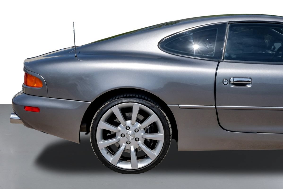 Used 2002 Aston Martin DB7 Vantage RWD image 6