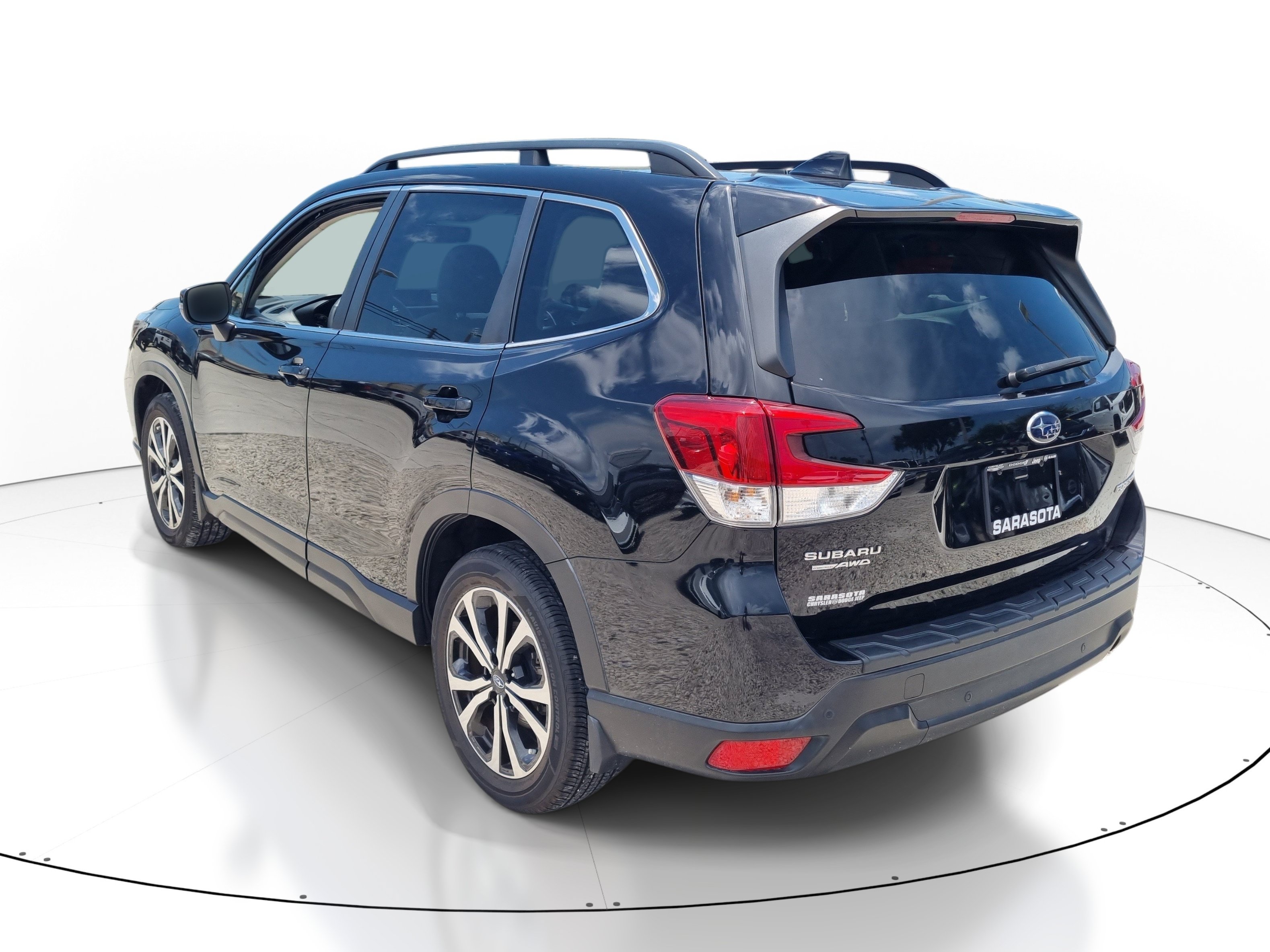 Used 2020 Subaru Forester Limited w/ Popular Package #3 AWD/4WD image 4