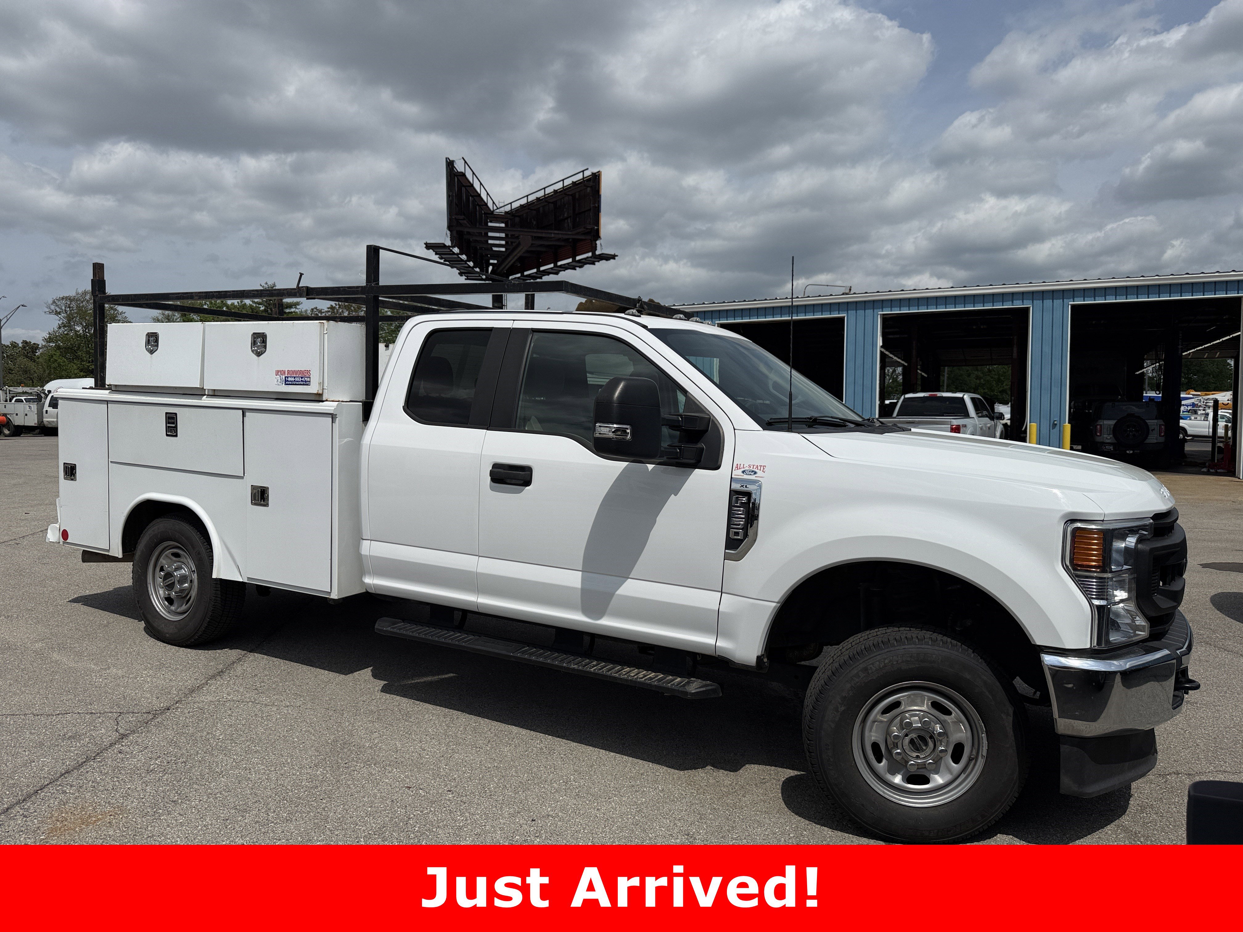 Used 2022 Ford F250 XL w/ Power Equipment Group image 1