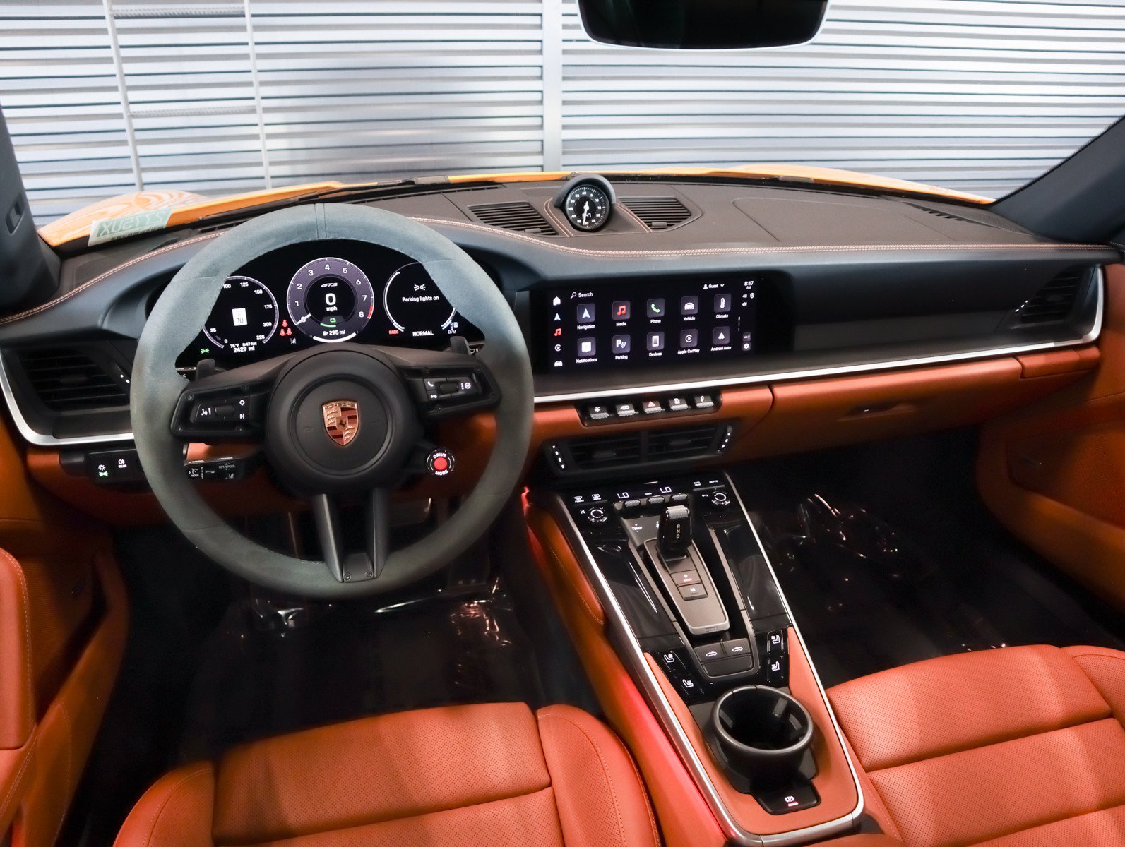 Certified 2025 Porsche 911 Targa 4 GTS AWD/4WD image 21
