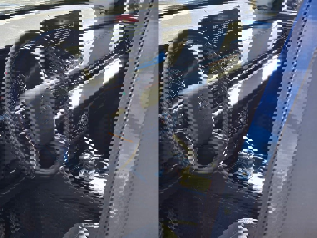 Used 2025 Mitsubishi Outlander SE image 24