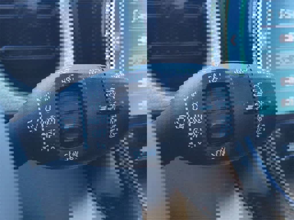 Used 2022 MINI Cooper S w/ Driver Assistance Package image 25