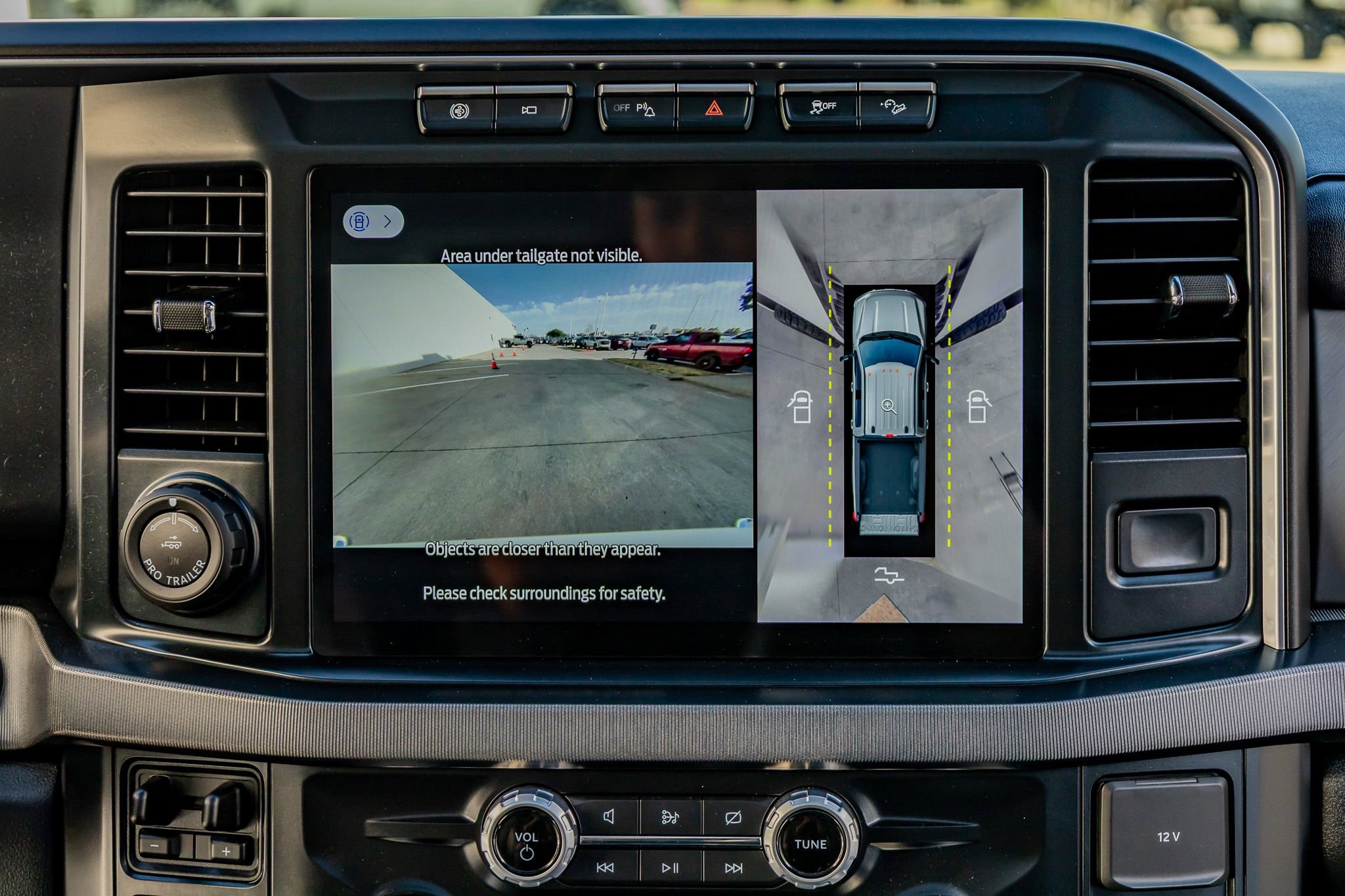 Used 2024 Ford F350 Platinum image 25