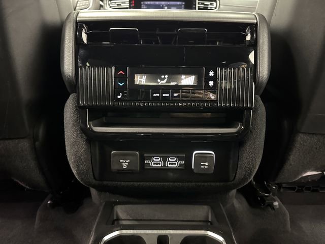 Used 2024 Jeep Wagoneer Series II image 36