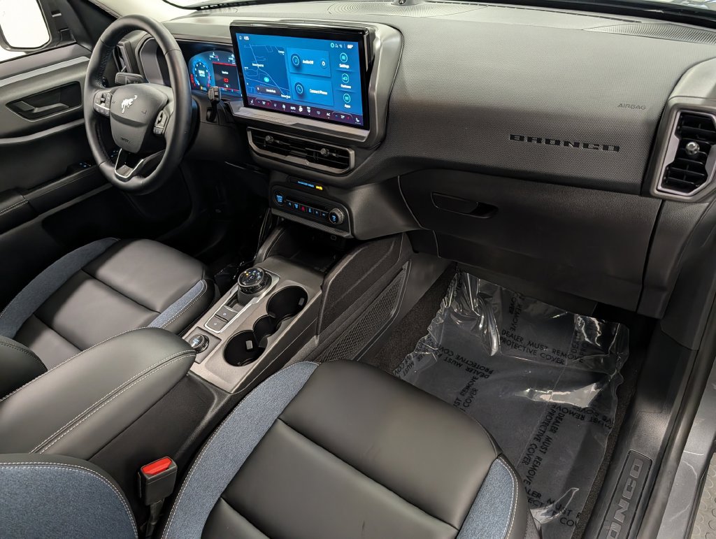 Used 2025 Ford Bronco Sport Outer Banks w/ Outer Banks Tech Package+ AWD/4WD image 30