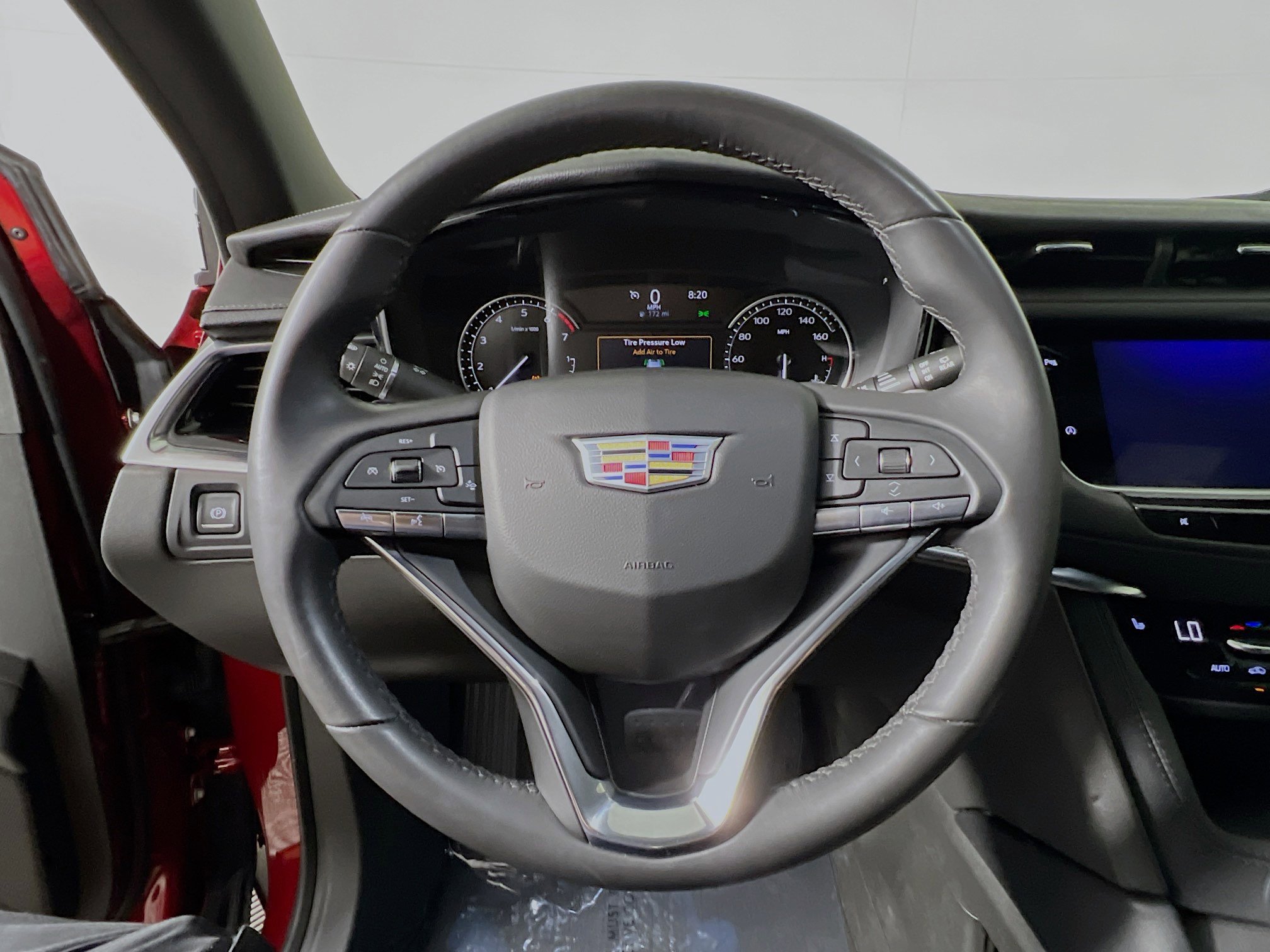 Used 2023 Cadillac XT6 Luxury image 18