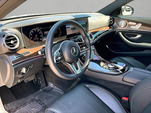 Used 2019 Mercedes-Benz E 300 image 13