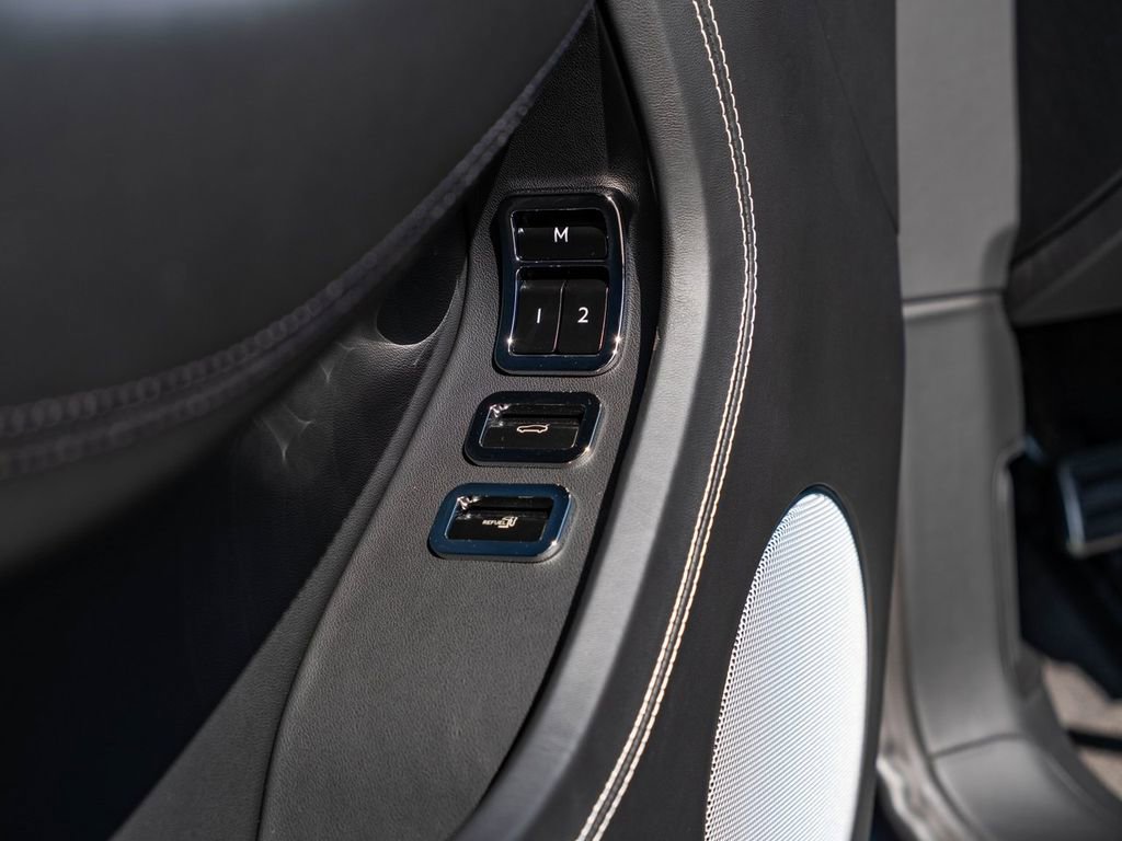 New 2026 Bentley Continental GTC image 25