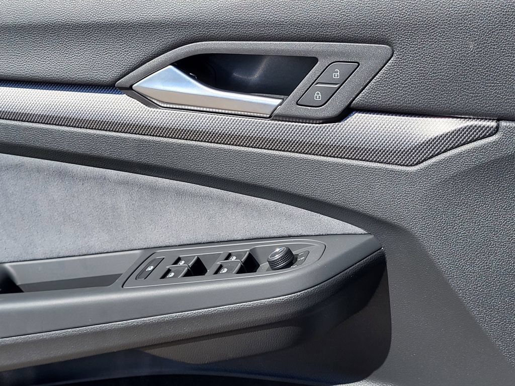 New 2026 Volkswagen Golf w/ Euro Style Package AWD/4WD image 8