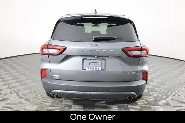 Certified 2025 Ford Escape ST-Line w/ Tech Pack #1 AWD/4WD image 6