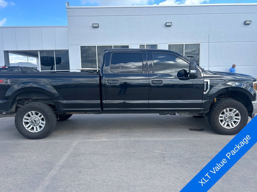 Used 2018 Ford F250 XLT w/ XLT Value Package AWD/4WD image 2