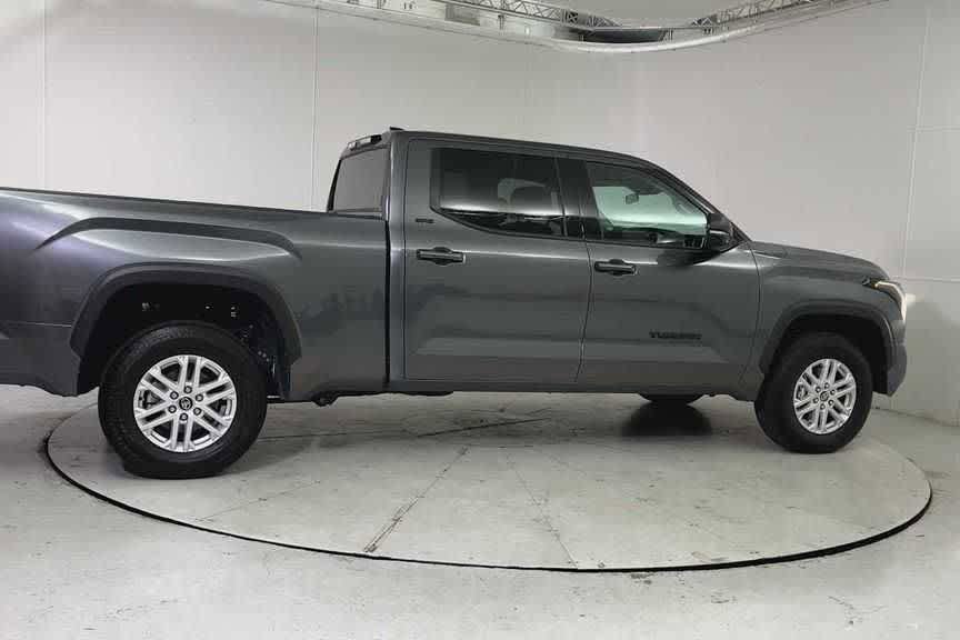 Used 2023 Toyota Tundra SR5 w/ SR5 Premium Package AWD/4WD image 9