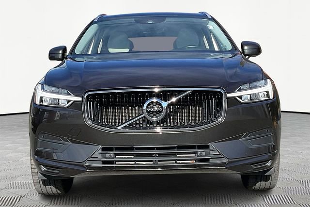 Used 2018 Volvo XC60 T5 Momentum w/ Convenience Package image 2