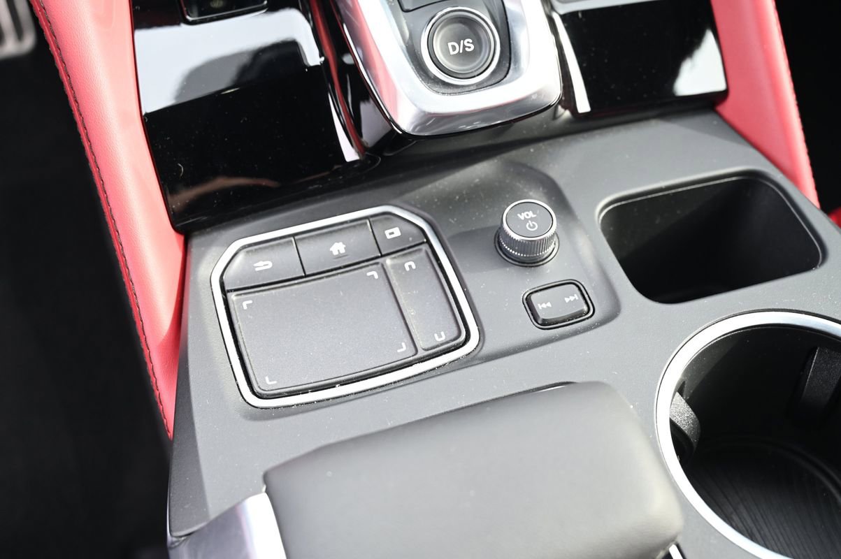 Used 2023 Acura MDX A-Spec image 34