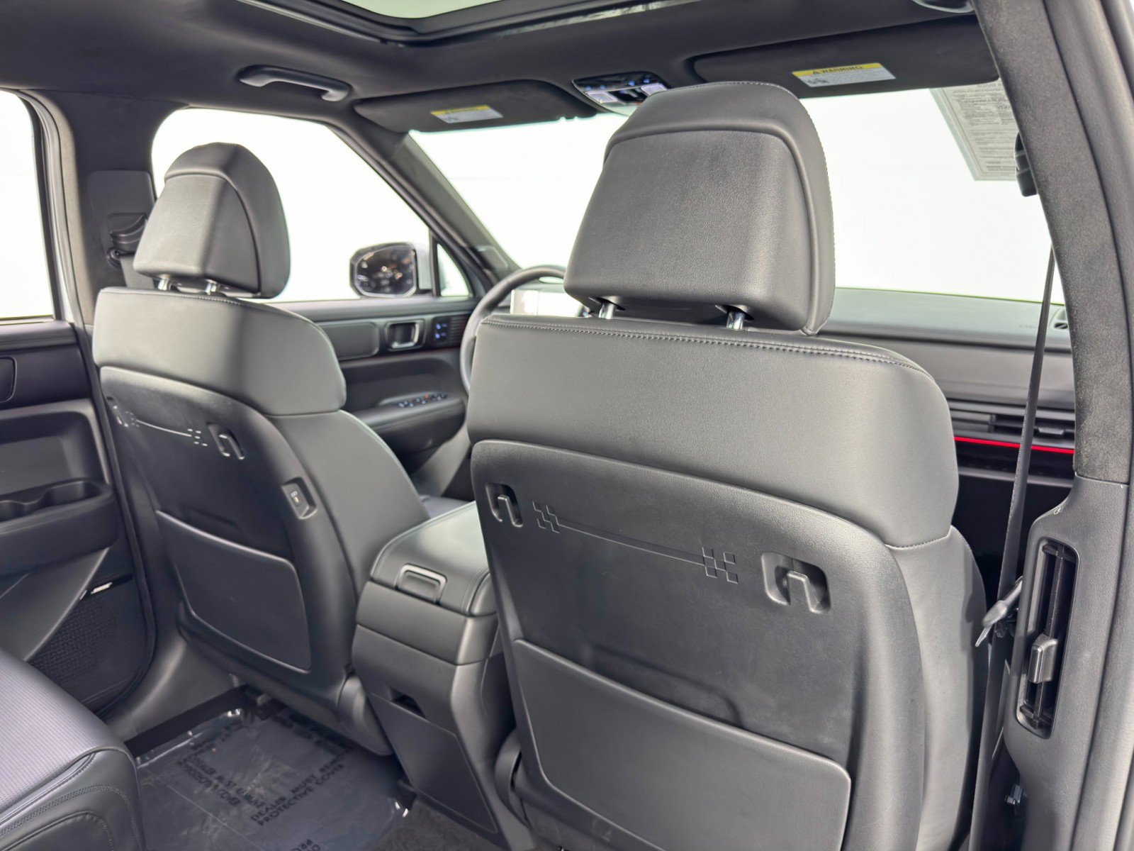 Used 2025 Hyundai Santa Fe Calligraphy image 38