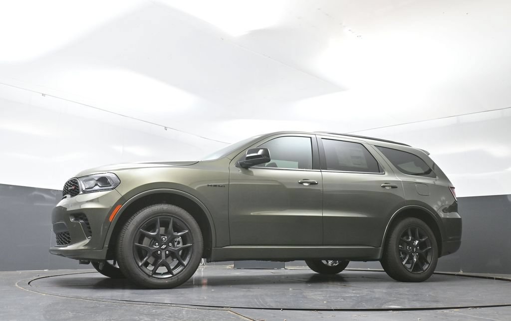 New 2026 Dodge Durango GT w/ Blacktop Package AWD/4WD image 43