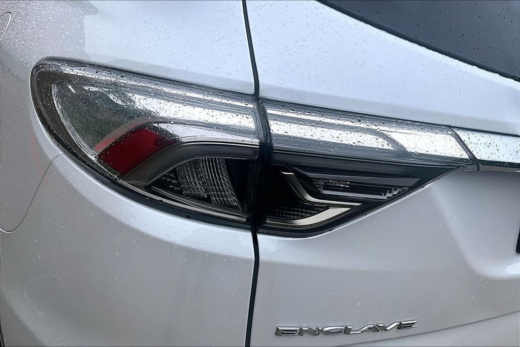 Used 2023 Buick Enclave Avenir w/ Avenir Technology Package FWD image 41