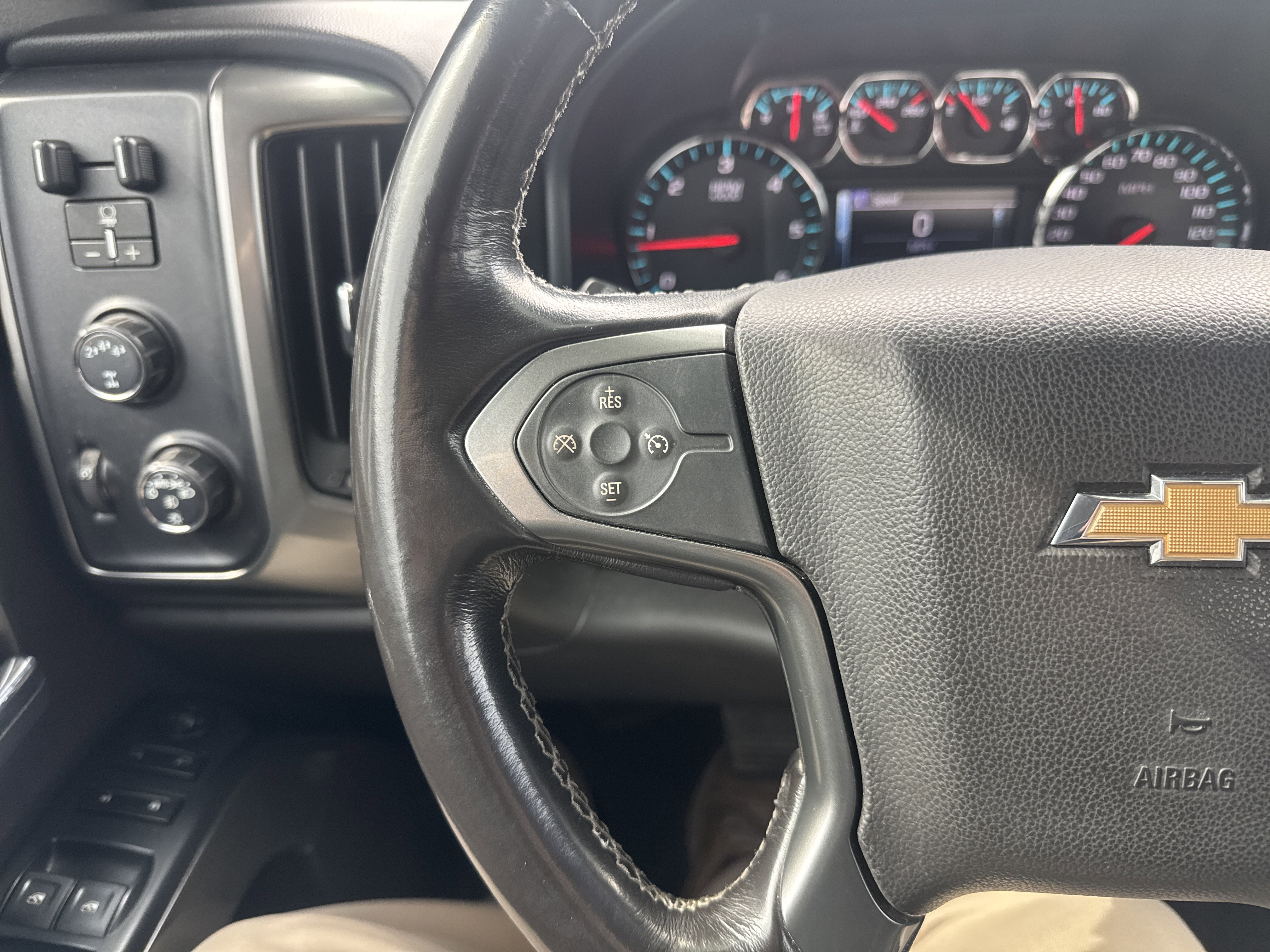 Used 2018 Chevrolet Silverado 2500 LT w/ All Star Edition image 18